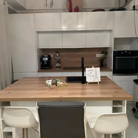 Apartament La Mere Lachaise *